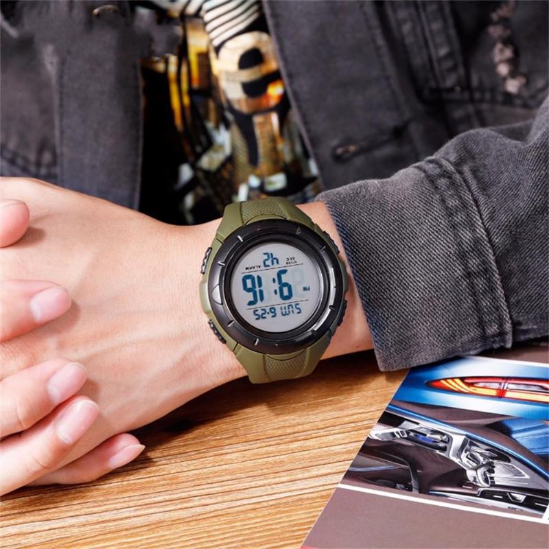 Chronograph Week Display 50m Wodoodporny Duży Zegarek Outdoor Digital Watch Męskie Watch
