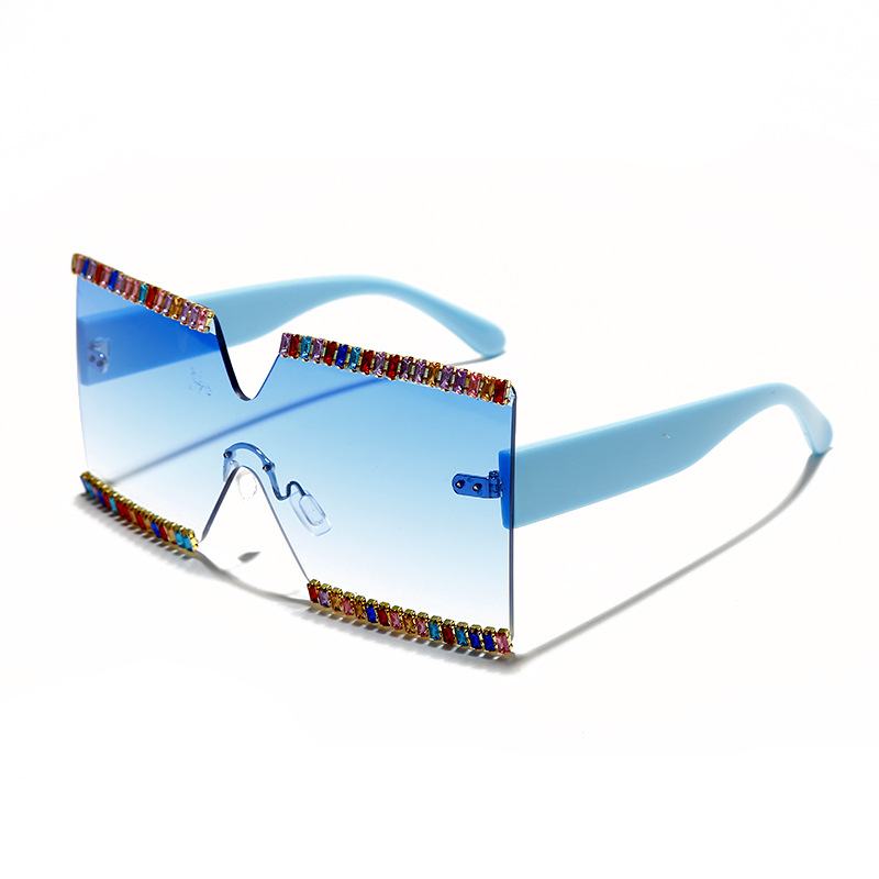 Duże Ramki Ocean Mirror Rhinestone Okulary Przeciwsłoneczne Cut Edge