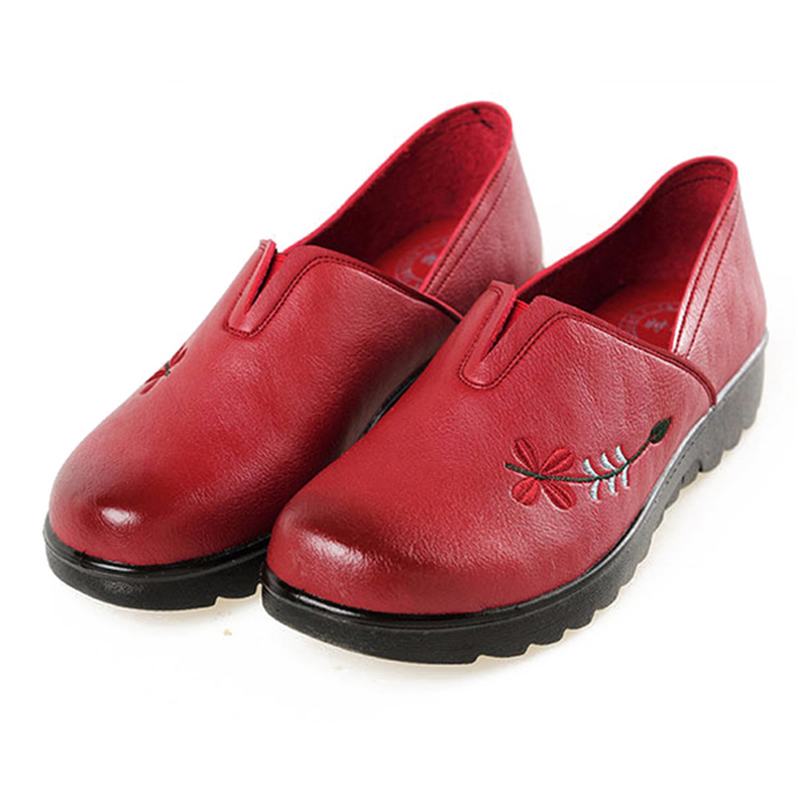 Haftowana Miękka Podeszwa Casual Shoe Slip On Flat Loafers Dla Kobiet