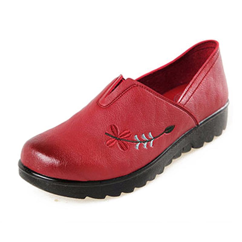 Haftowana Miękka Podeszwa Casual Shoe Slip On Flat Loafers Dla Kobiet