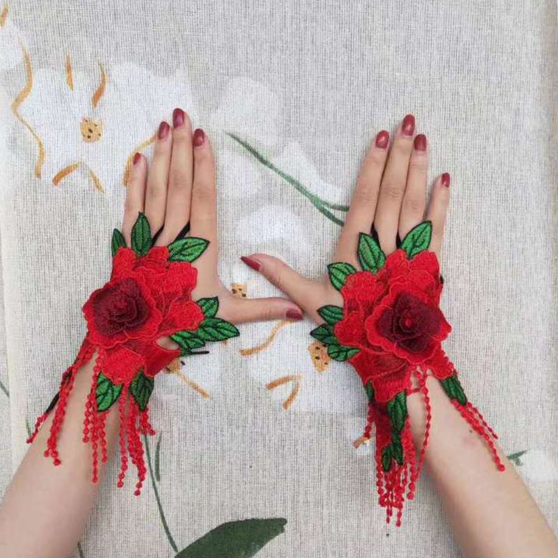 Kobiety Etniczne Hafty Hallow Wristband Moda Floral Half Cover Finger Tassel Gloves