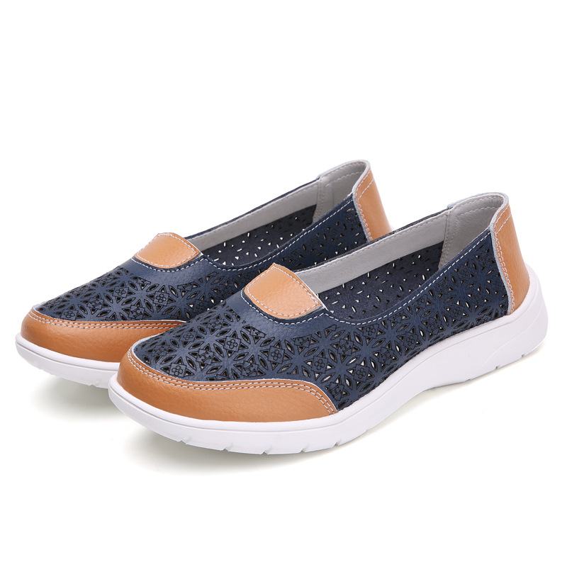 Kobiety Hollow Leather Slip On Solid Color Soft Sole Flats