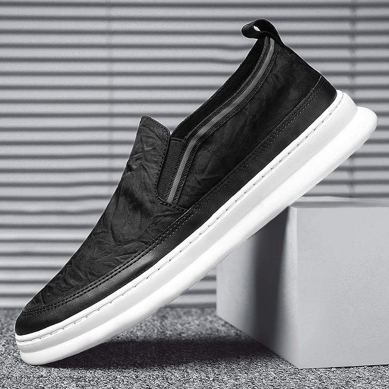 Mężczyźni Ice Silk Cloth Oddychające Slip On Skate Sneakers