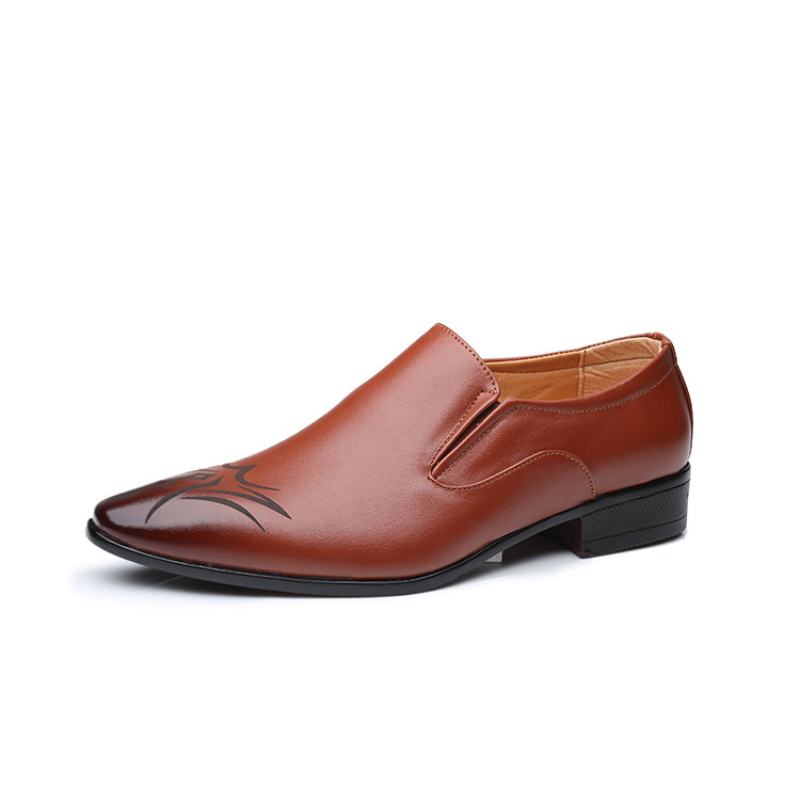 Męskie Skórzane Oddychające Pointy Toe Soft Sole Slip On Business Casual Dress Shoes