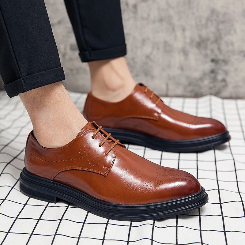 Męskie Skórzane Oddychające Pointy Toe Vintage Oxford Casual Business Shoes