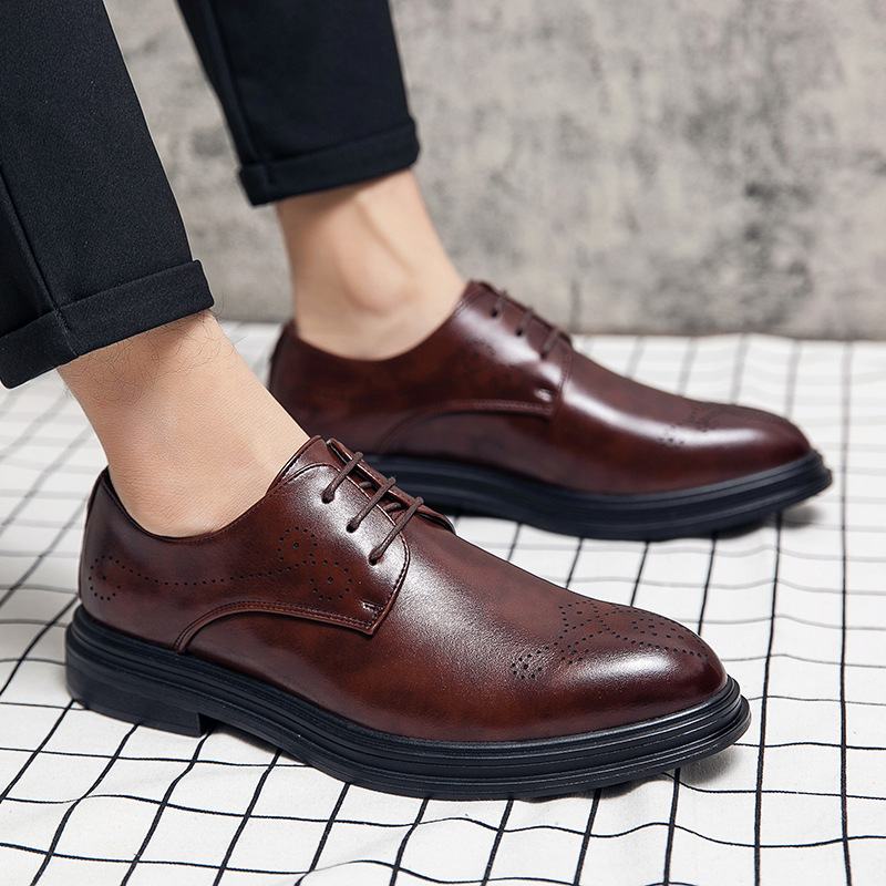 Męskie Skórzane Oddychające Pointy Toe Vintage Oxford Casual Business Shoes