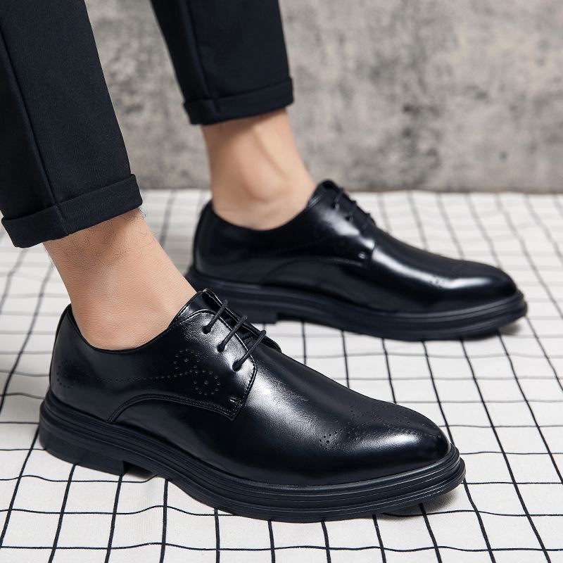 Męskie Skórzane Oddychające Pointy Toe Vintage Oxford Casual Business Shoes