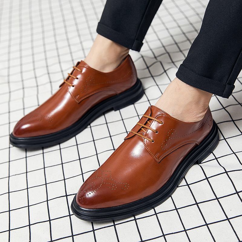 Męskie Skórzane Oddychające Pointy Toe Vintage Oxford Casual Business Shoes