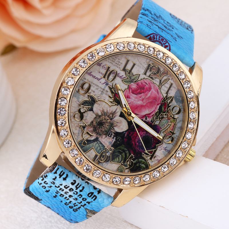 Moda Bohemia Style Damskie Watch Skórzany Pasek Retro Rose Pattern Quartz Watch