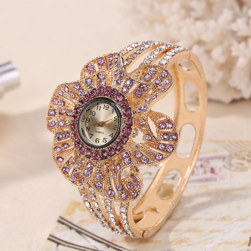 Moda Crystal Flower Shape Dial Hollow Metalowy Pasek Damski Zegarek Kwarcowy