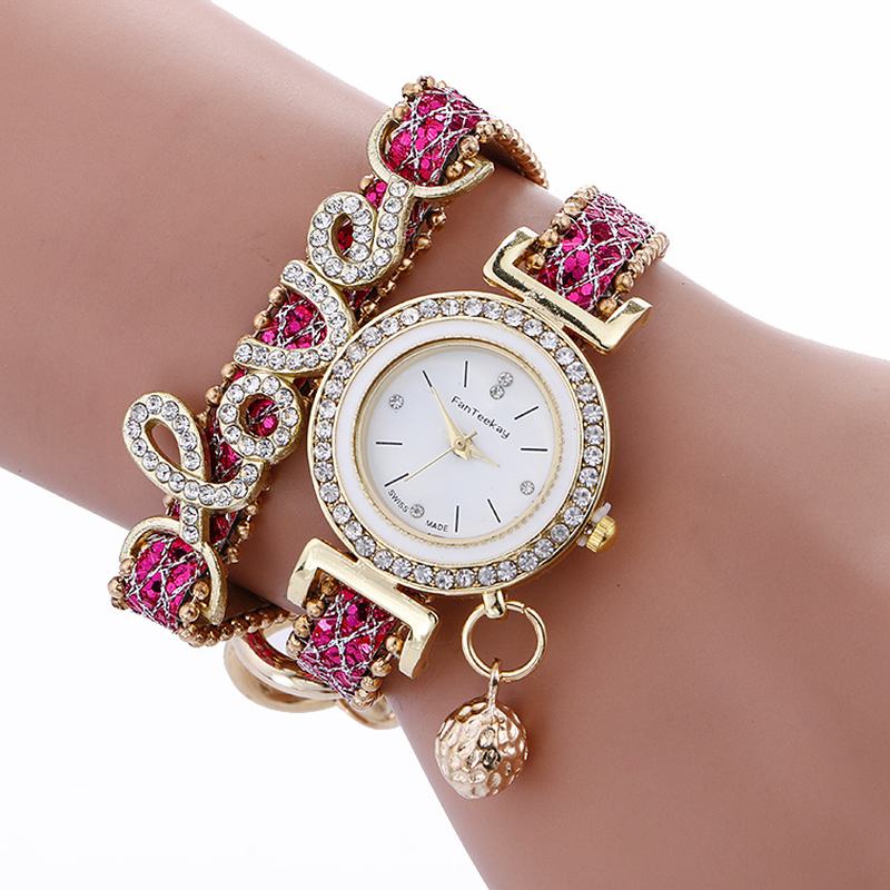 Moda Luxury Damskie Watch Love Word Skórzany Pasek Damska Bransoletka Zegarek Kwarcowy