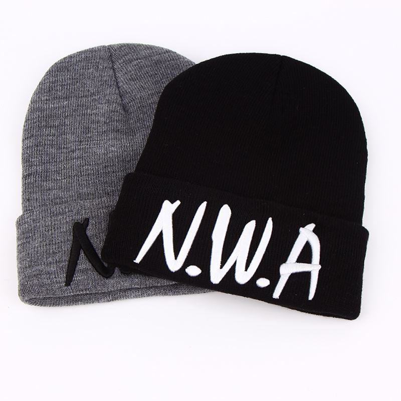 Nowe CZapki Zimowe Skullies Gangsta Nwa Z Dzianiny