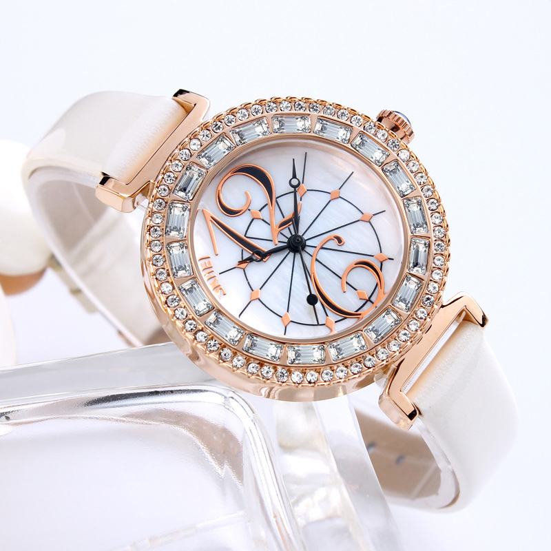 Rhinestone Damskie Wrist Watch Shell Dial Wodoodporny Elegancki Zegarek Kwarcowy