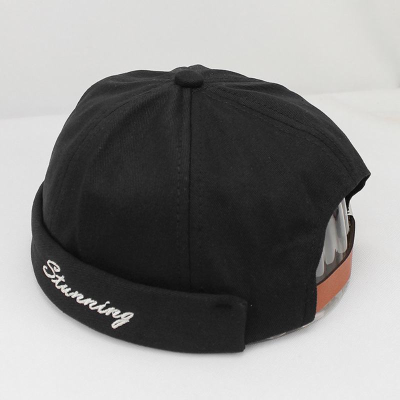 Unisex Bawełna Jednolity Kolor Listowy Haft Na Cały Mecz Bez Brimless CZapka Landlord Cap Skull Cap